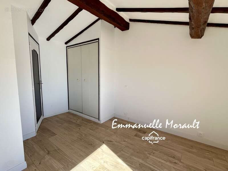 Maison à BAGNOLS-EN-FORET