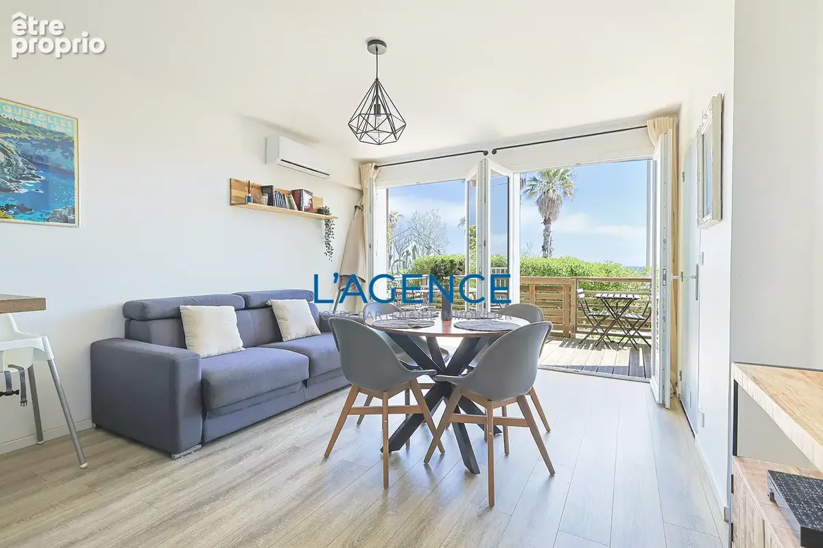 Appartement T2 de 38 m2 avec terrasse FACE A LA MER - photo 5