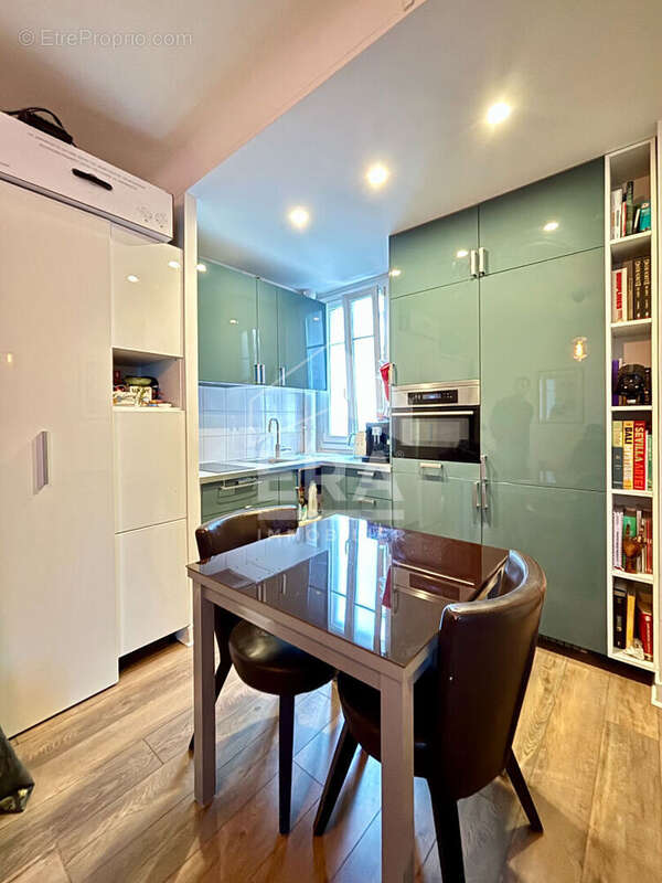 Appartement à LEVALLOIS-PERRET