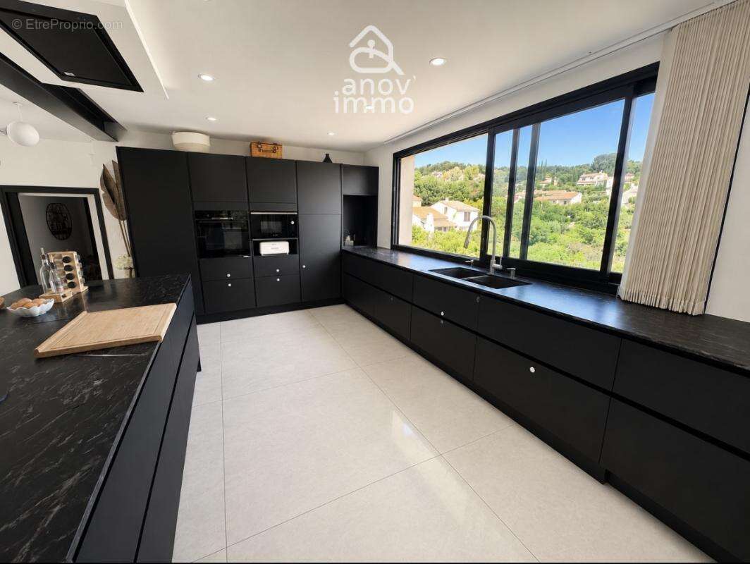 Maison à LA CADIERE-D'AZUR