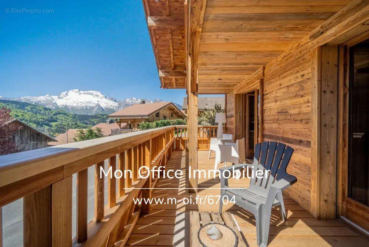 Référence : 6704-TCA. - Ensemble de 2 chalets neufs - DPE A et B - TVA récupérable - Frais de notaire à 2,5% - Mobilier inclus - photo 5