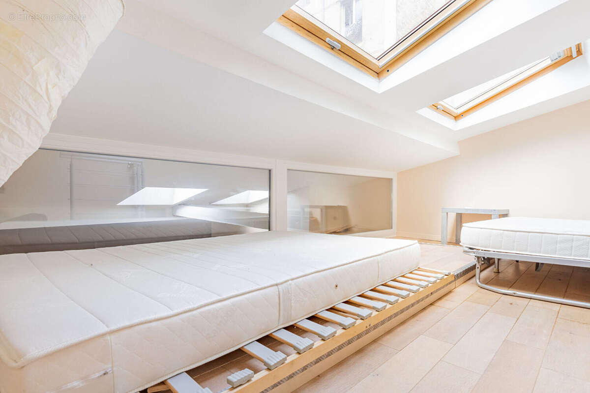 Appartement à PARIS-19E