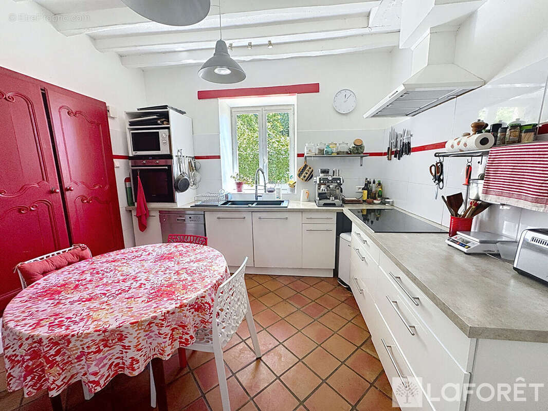 Maison à SAINT-HILAIRE-DE-LA-COTE