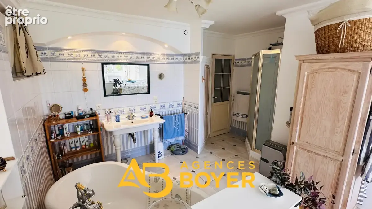 EXCLUSIVITE  BANDOL - GRAND T3 Terrasse de 50m2 Vue mer et Garage - photo 11