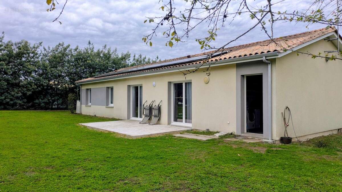 Maison à CERCOUX