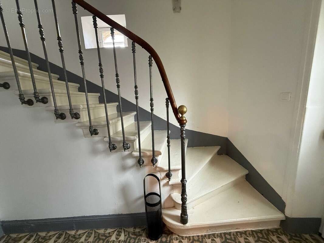 Maison à MONTHUREUX-SUR-SAONE