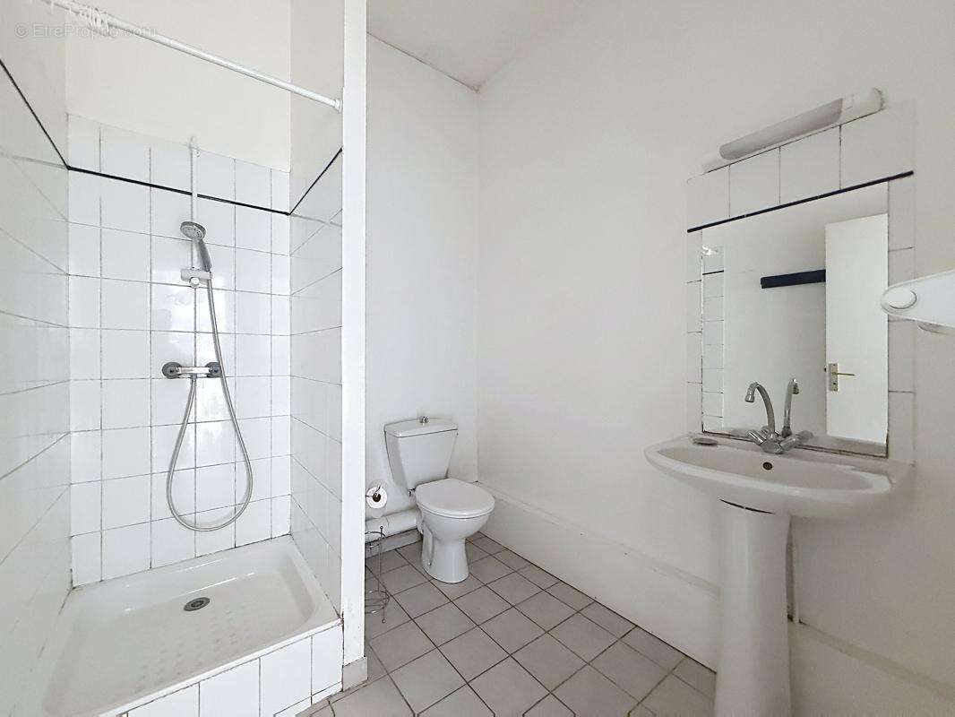 Appartement À Vendre LA ROCHELLE - photo 8