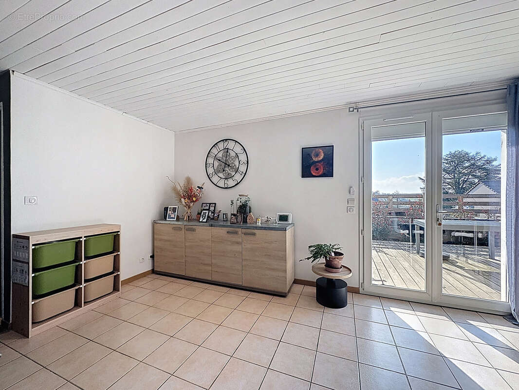 Prades de Salars. Maison contemporaine de plein pied avec jardin. - photo 3