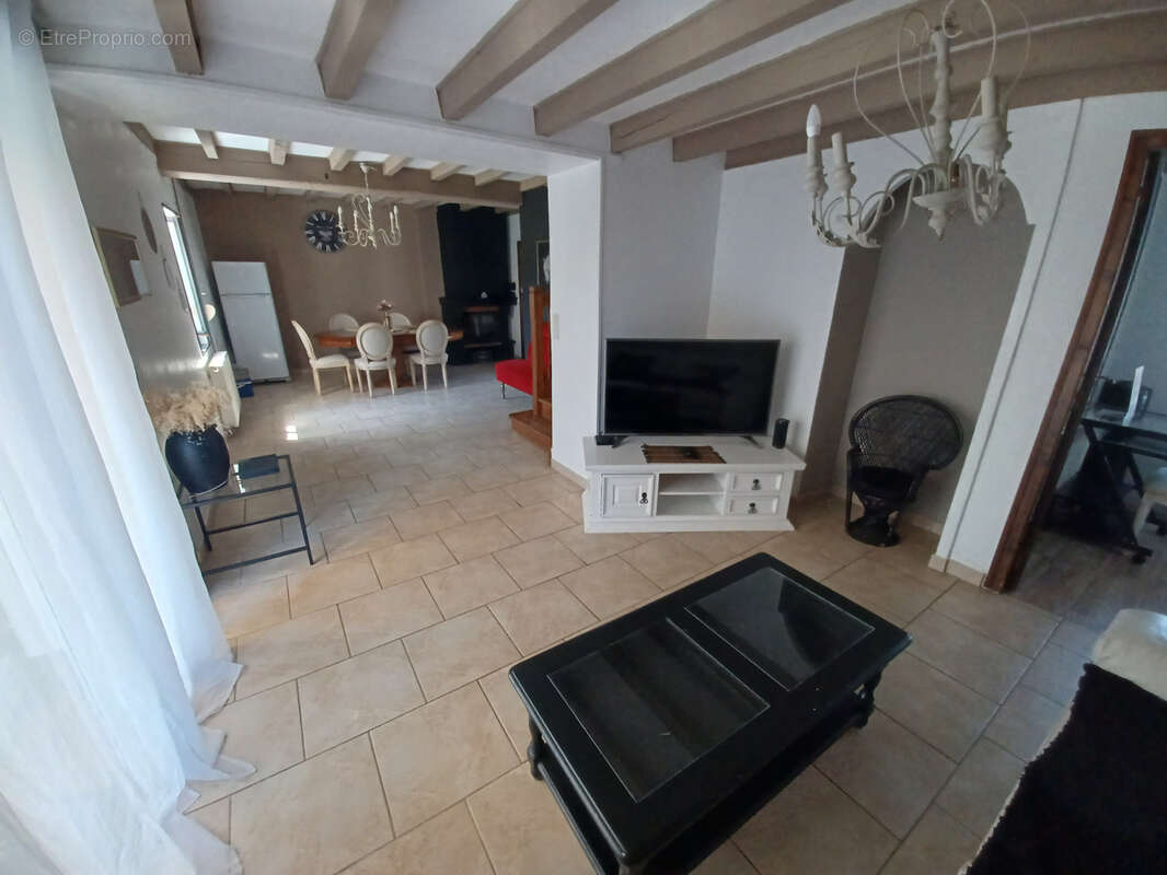 Maison à SAINT-LEGER-LE-PETIT