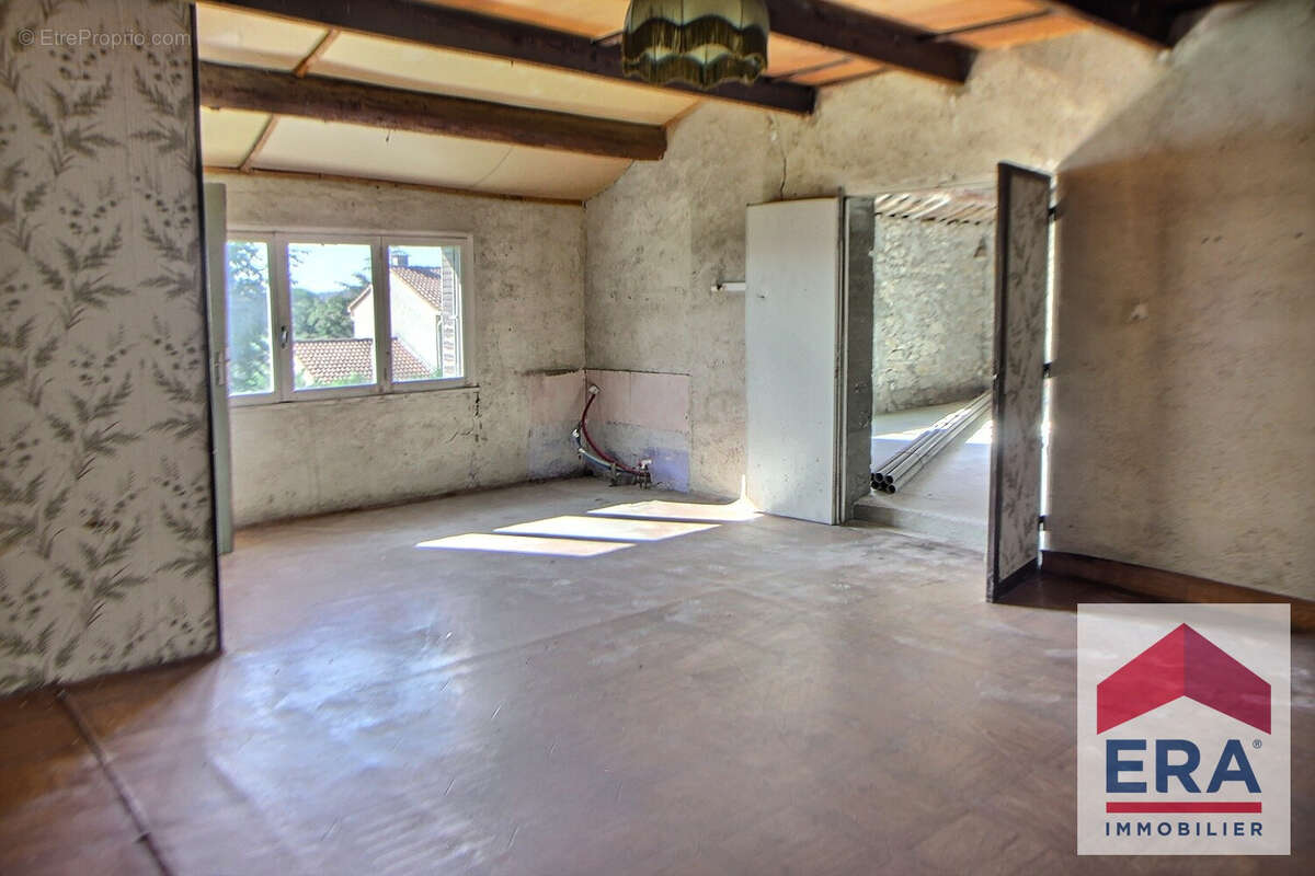 Maison 300m² à bourg-saint-andéol - photo 8