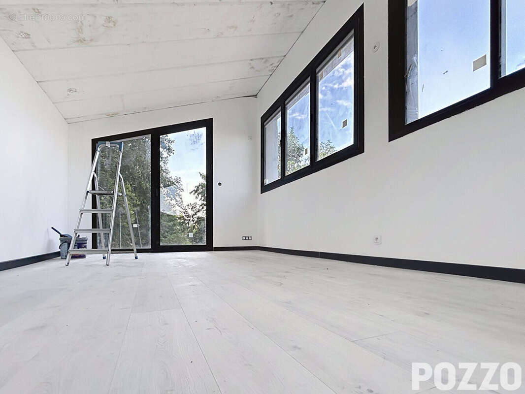 Maison contemporaine dans un écrin de verdure - photo 8