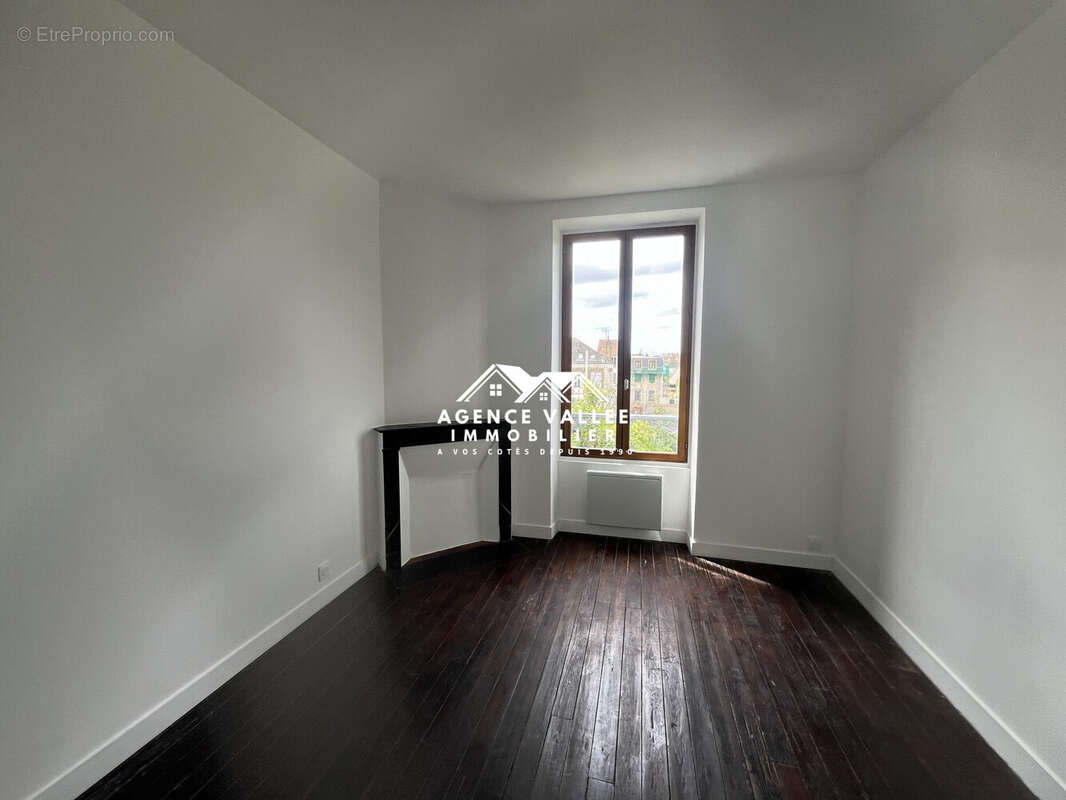 Appartement à CORBEIL-ESSONNES