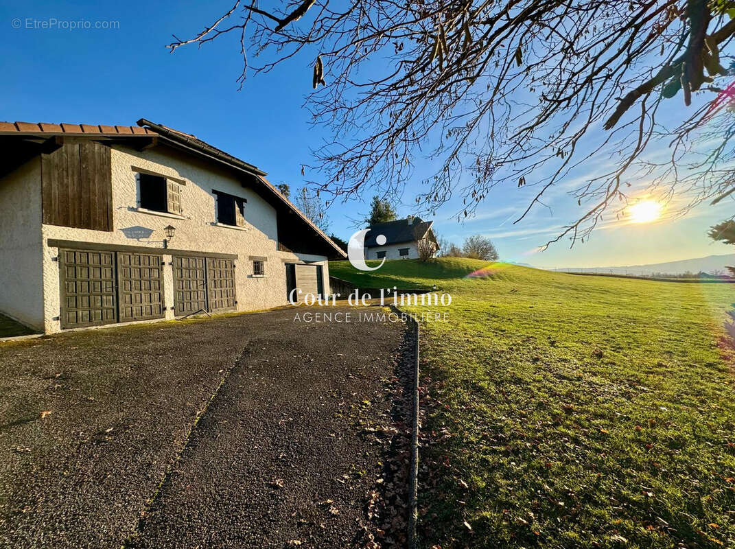 Maison à PEILLONNEX