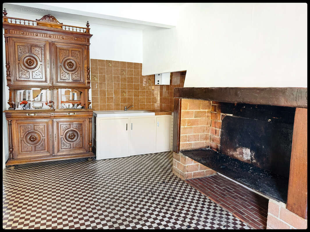Maison à BESSAN