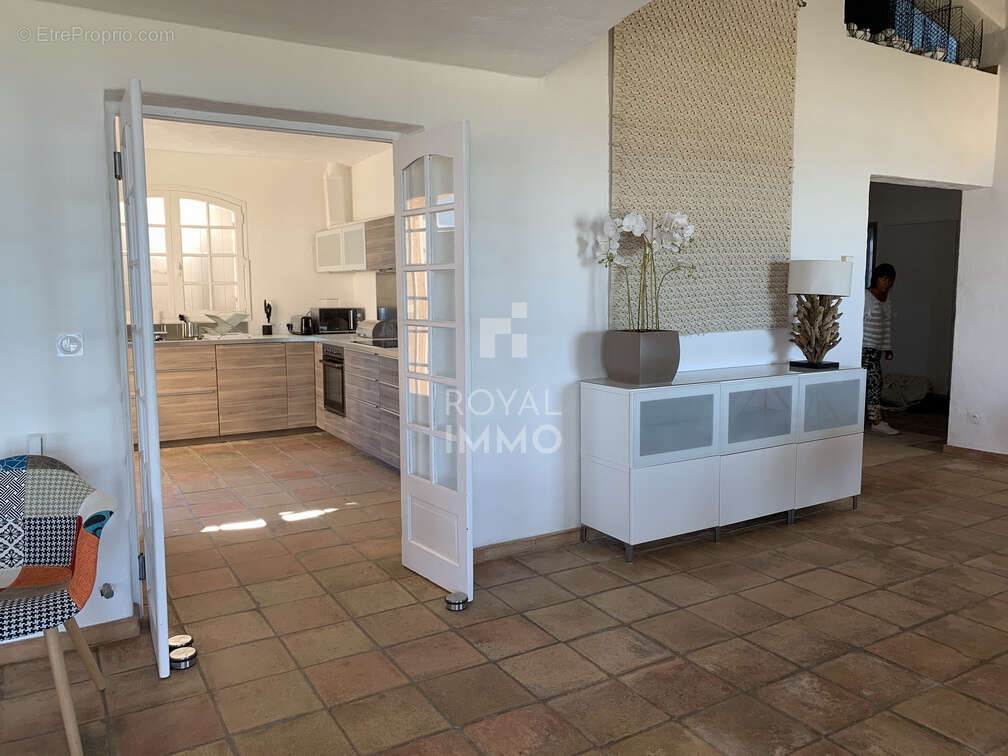 Maison à HYERES