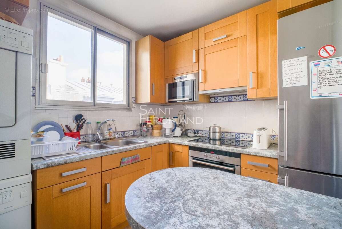 Appartement à PARIS-15E