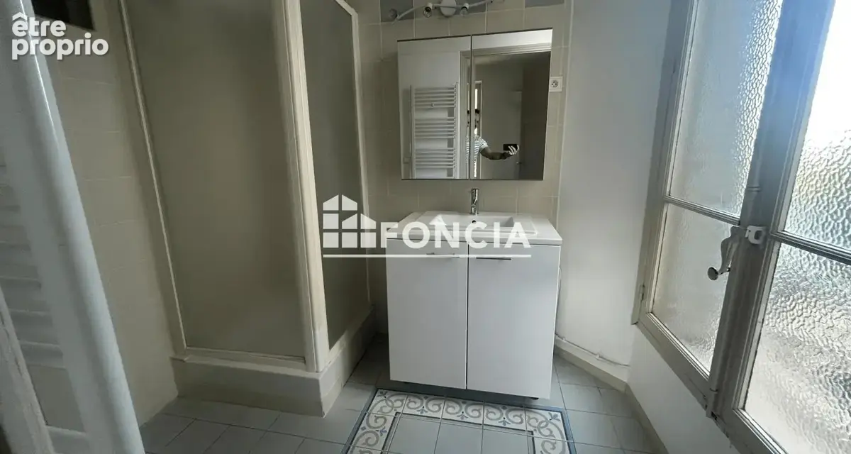 Avignon – cœur de ville – appartement  de caractère – 4 chambres – grande terrasse - photo 11