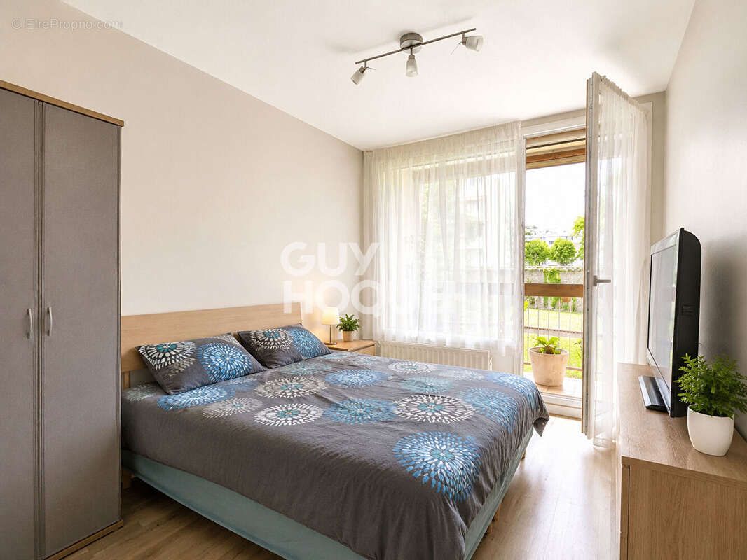 Appartement à DECINES-CHARPIEU