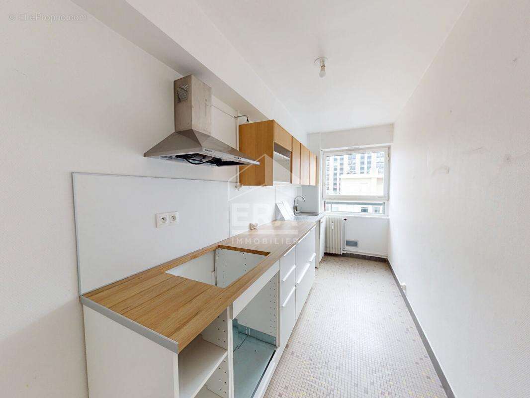 Appartement à PARIS-15E