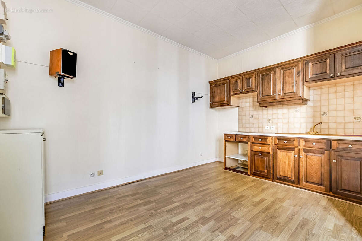 Appartement à PARIS-19E