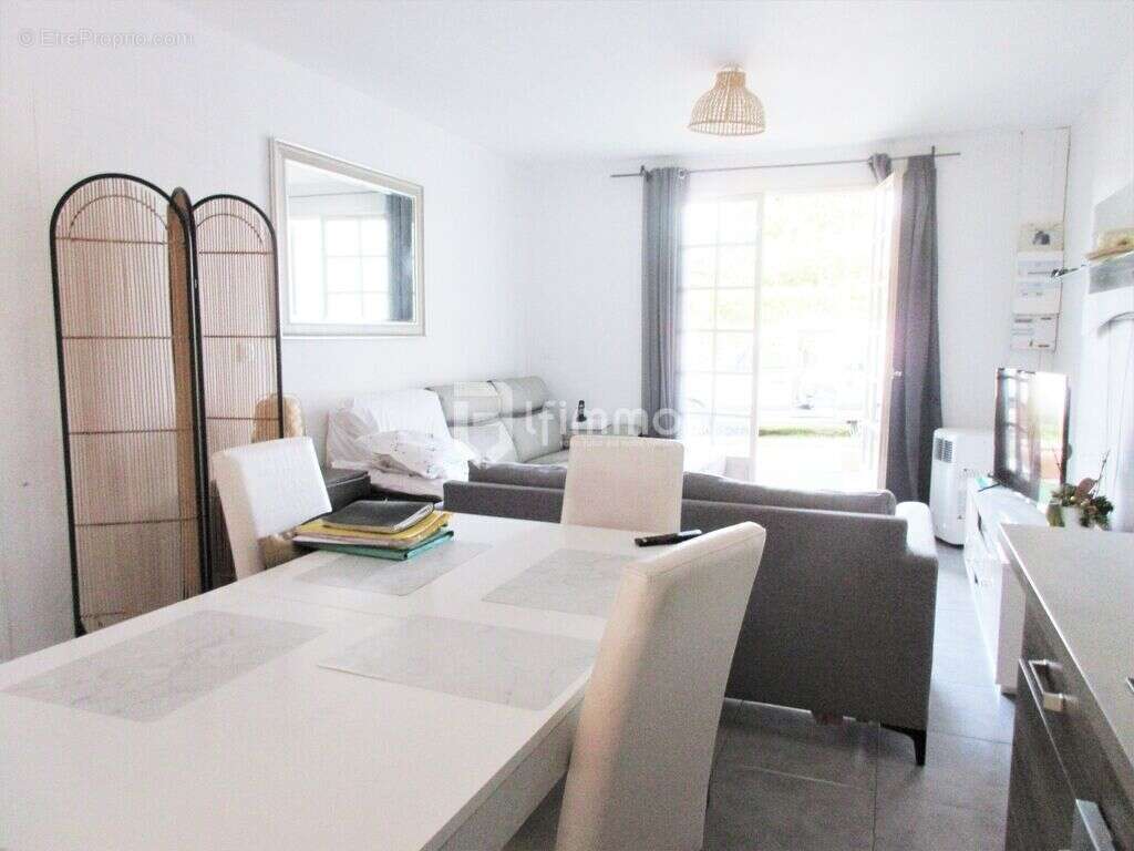 Maison à SAINT-LOUBES