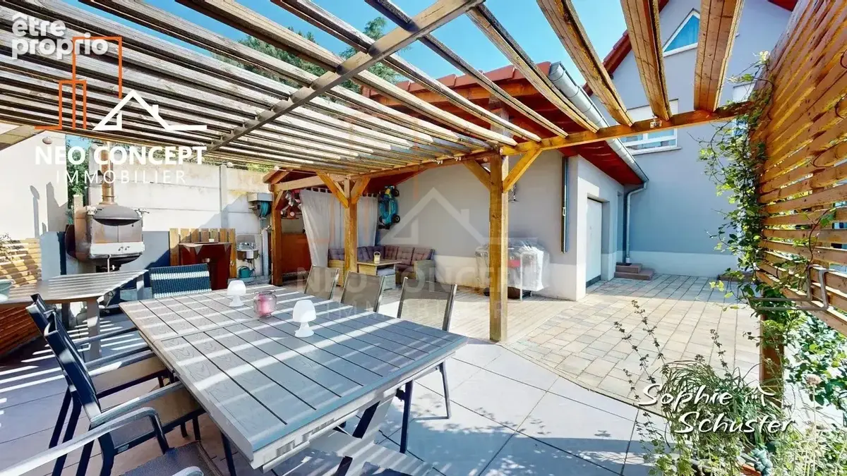 Maison climatisée rénovée avec goût – Confort, espace et luminosité - photo 5