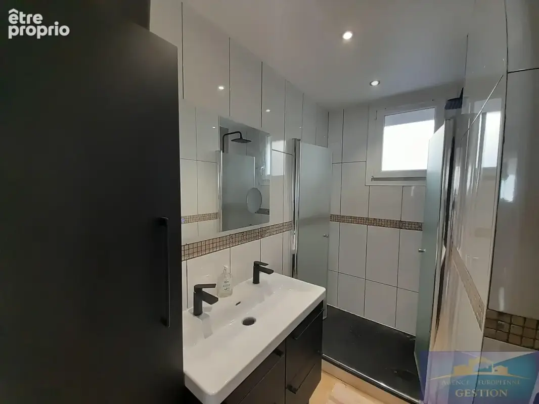 Appartement de type 3 de 66 m2 avec balcon et cave - photo 7