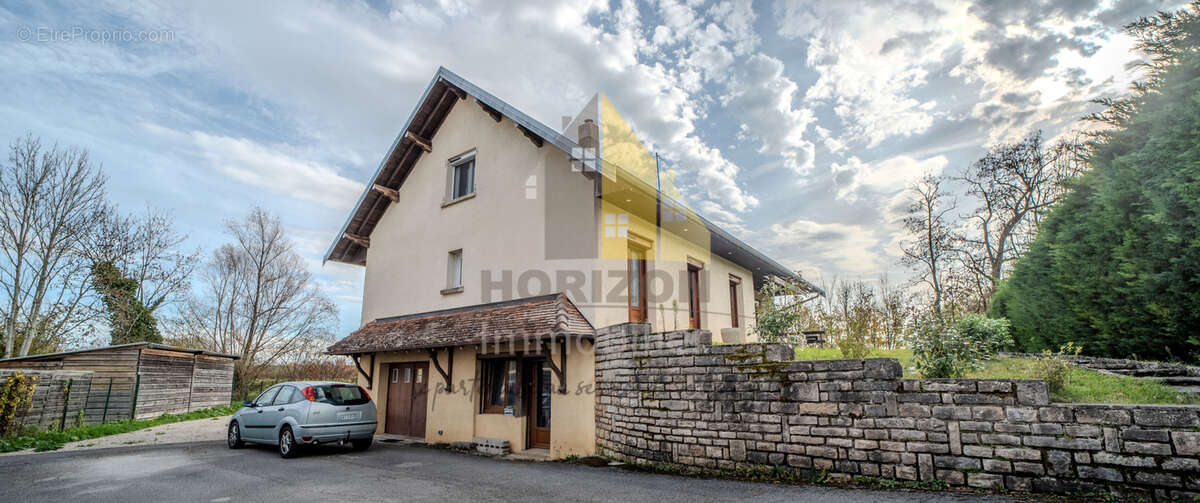 Maison à BLETTERANS