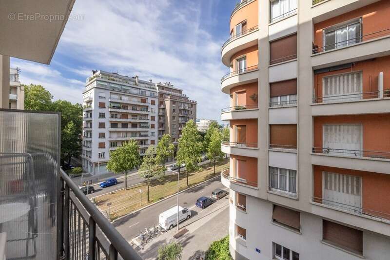 Appartement à vendre 1 pièces GRENOBLE (38) - photo 2