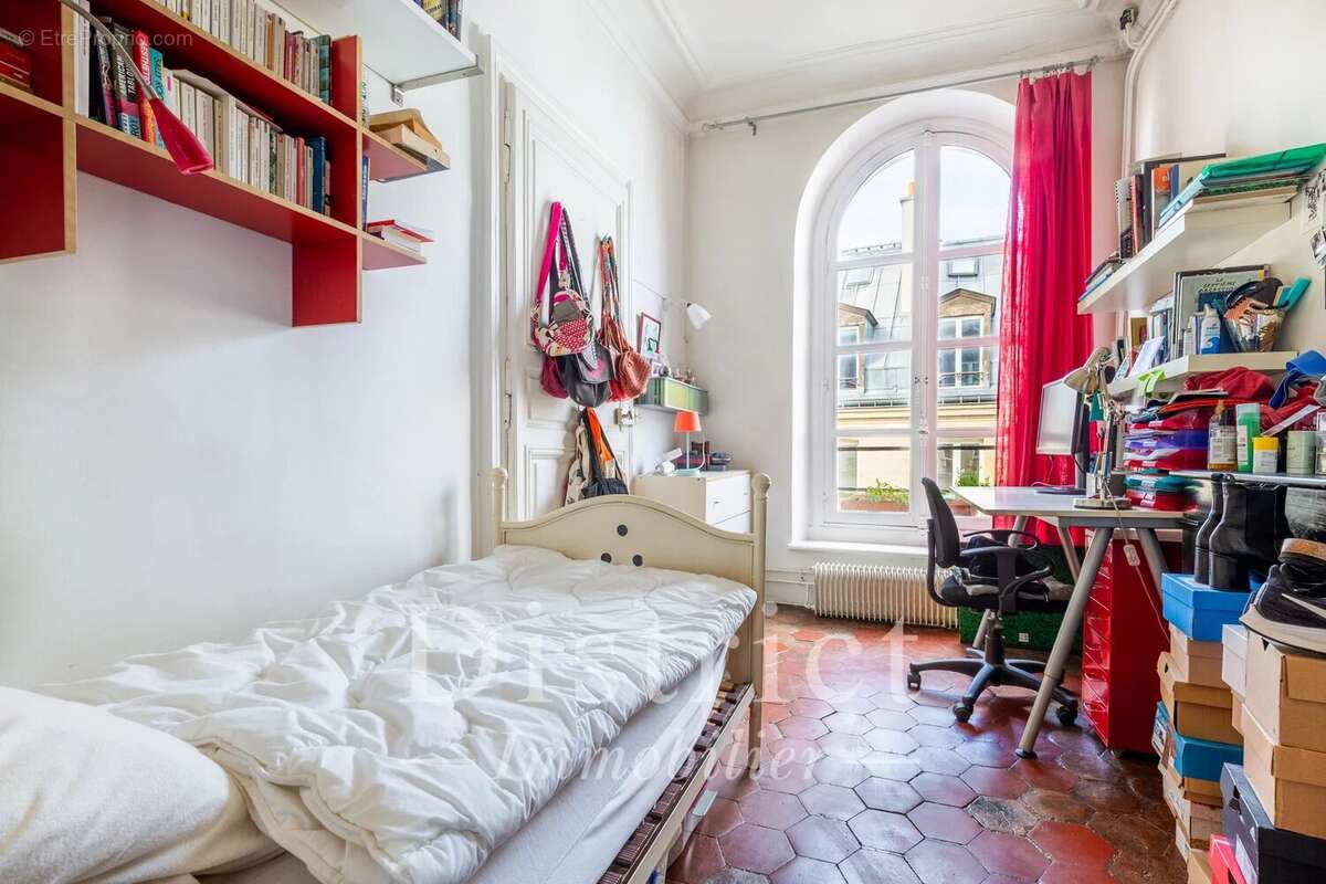 Appartement à PARIS-5E
