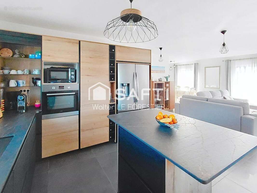 Maison 152 m² à Ares  - photo 2