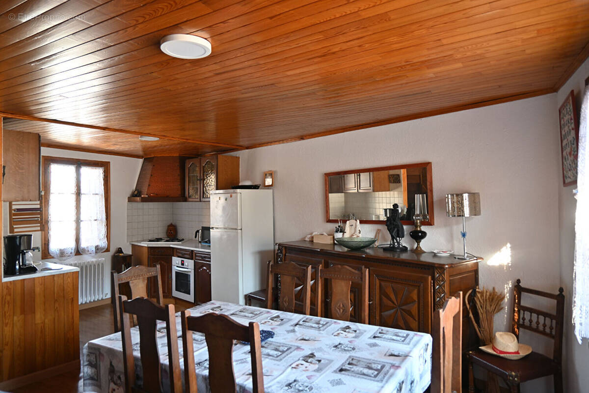 Maison à SAINT-PIERRE-DELS-FORCATS