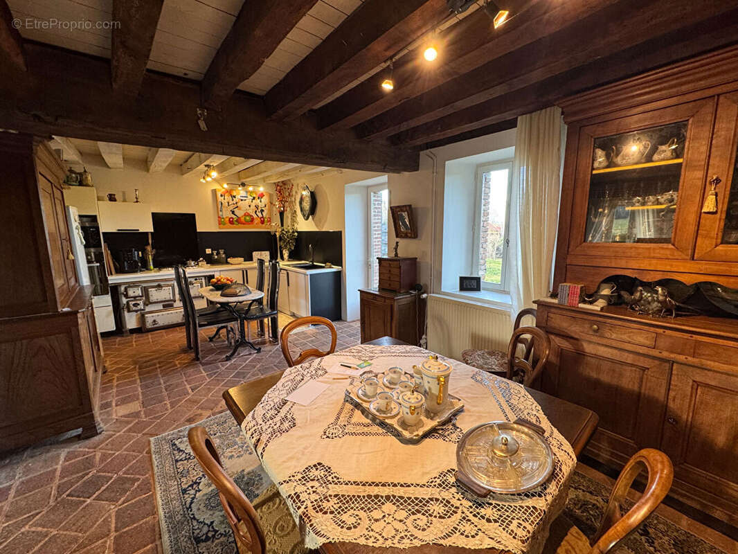 Terrain à AZERABLES