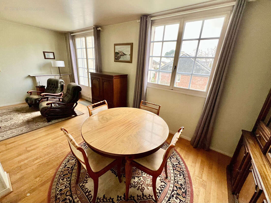 Maison à CONFLANS-SAINTE-HONORINE