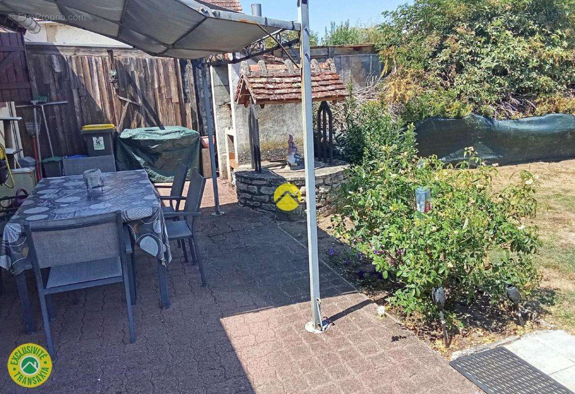 Maison mitoyenne d'un côté - photo 3