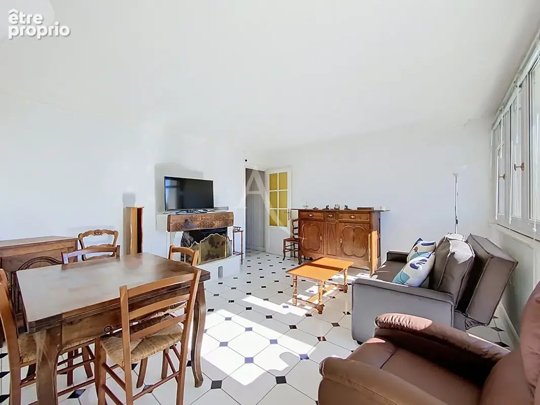 Appartement 4 pièces de 74.63 m² - Le Pecq - photo 3