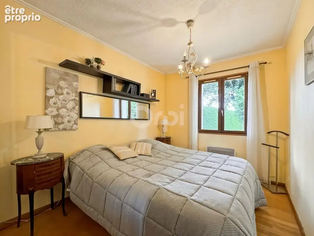 Maison familiale avec vie de plain-pied – À proximité d’Évreux - photo 9