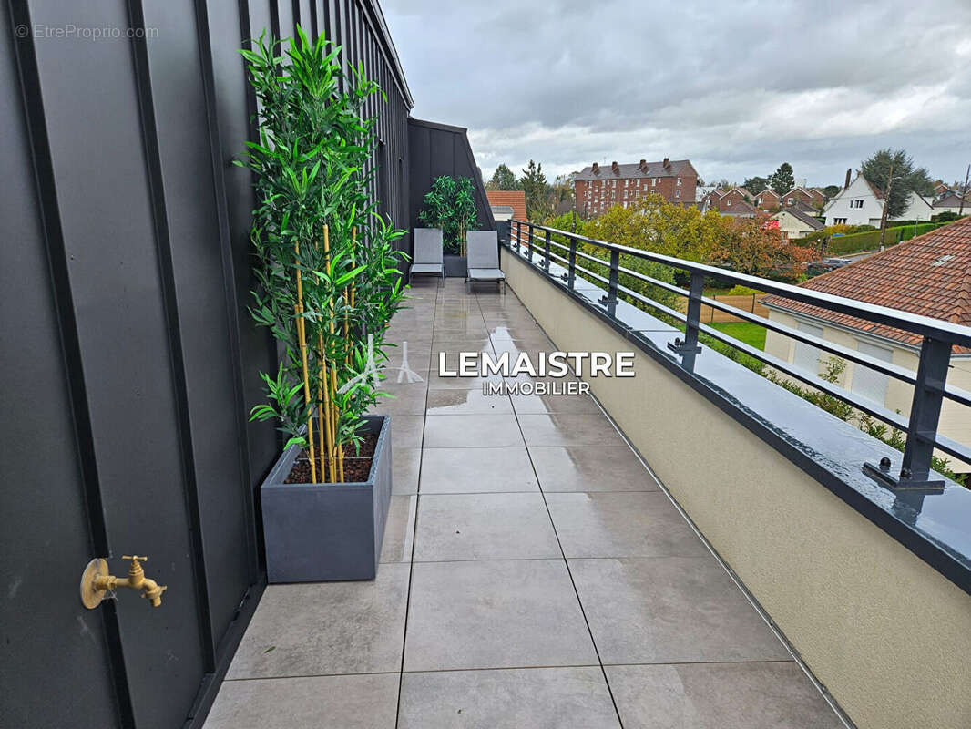 Appartement à MONT-SAINT-AIGNAN