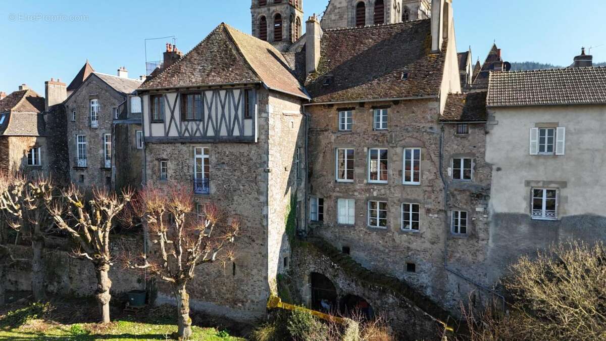 Maison à AUTUN
