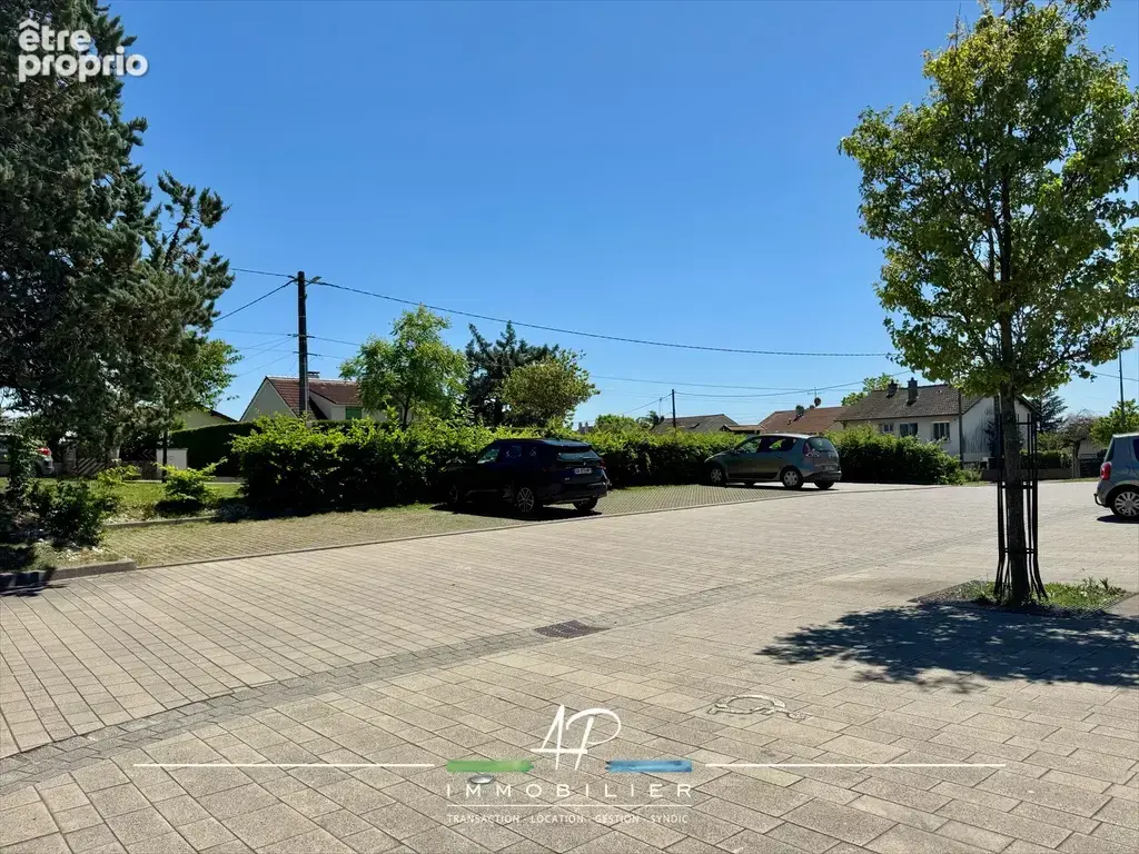 Local professionnel libre - Centre commercial de Belleneuve (21310) - photo 11