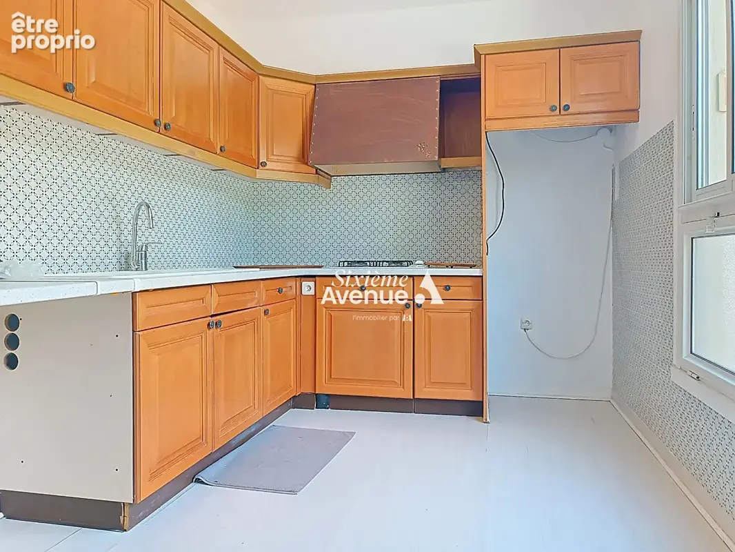 A vendre - Appartement Grasse 4/5 pièces de 92 m² avec terrasse et cave - photo 11