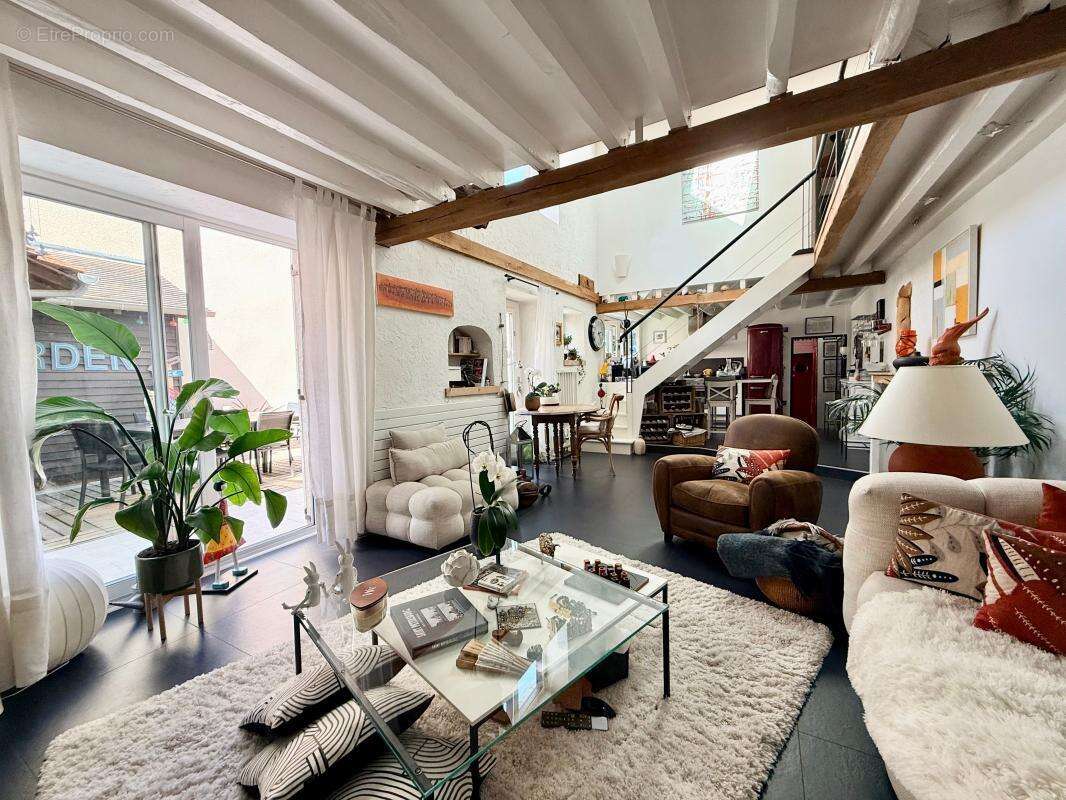 Maison à MAROLLES-EN-HUREPOIX