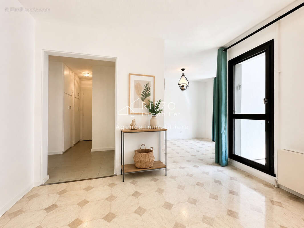 Appartement à MEYTHET