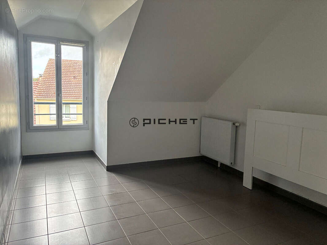Appartement à DOURDAN