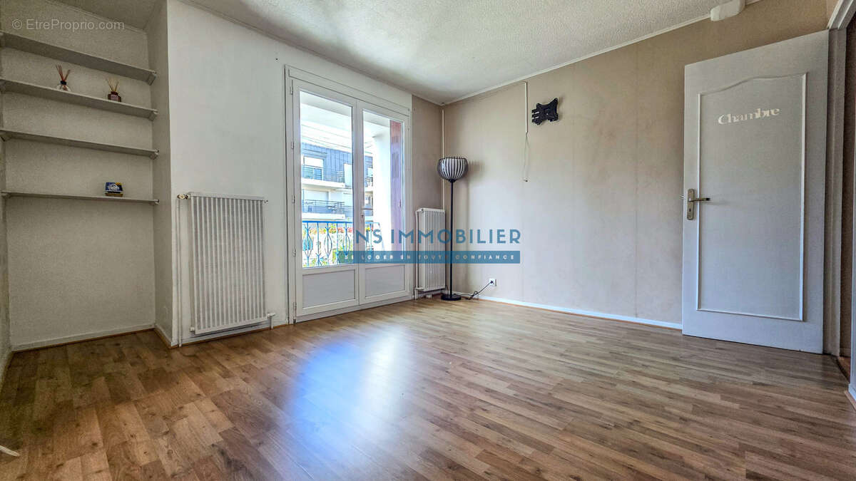Appartement à CARRIERES-SOUS-POISSY