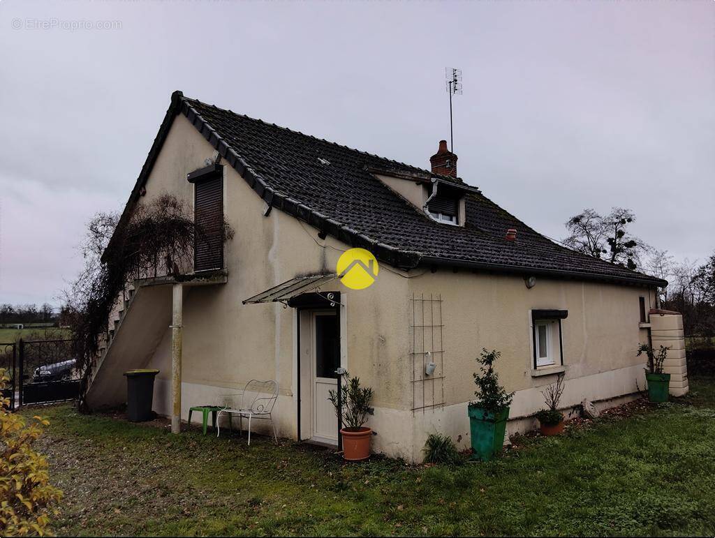 Maison à VALIGNY
