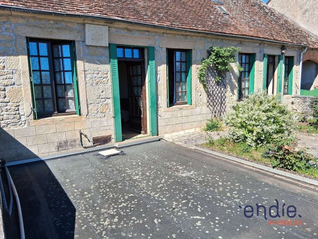 Maison à COULEUVRE