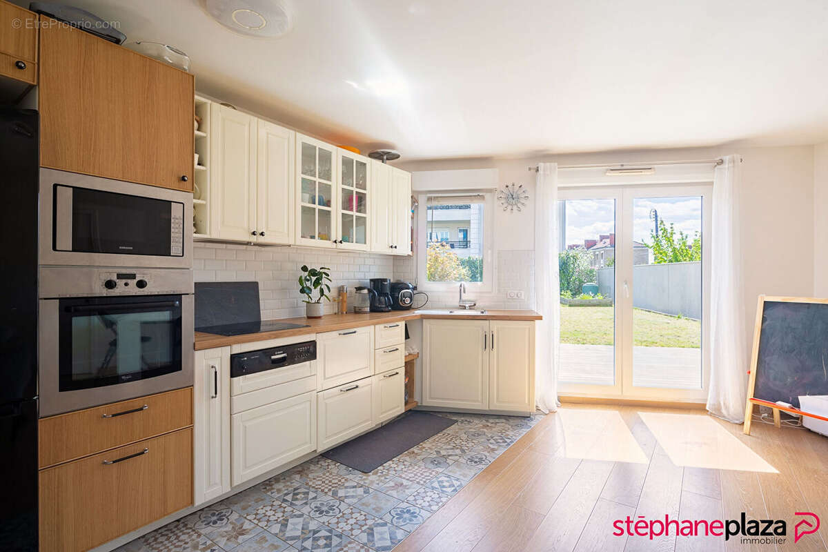 Appartement à BEZONS