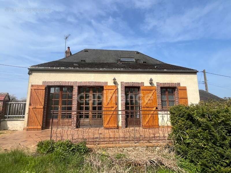 Maison à MERRY-LA-VALLEE