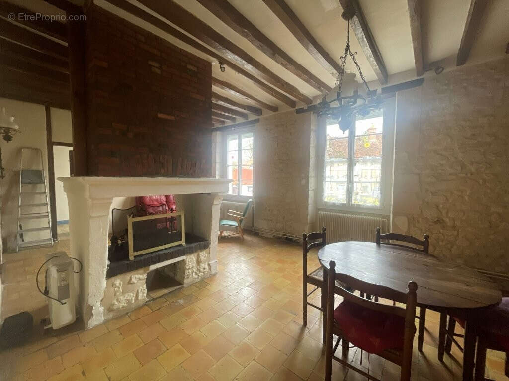 Maison à AUTHON-DU-PERCHE